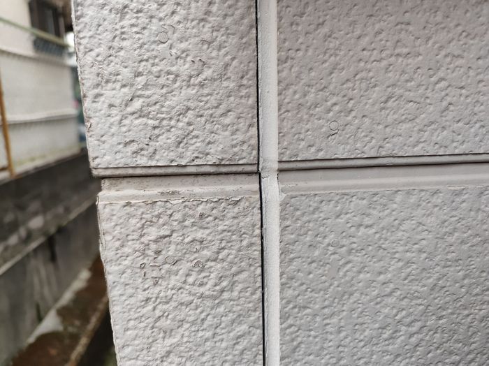 松原市別所 築25年 サイディング外壁 目地シーリング欠損