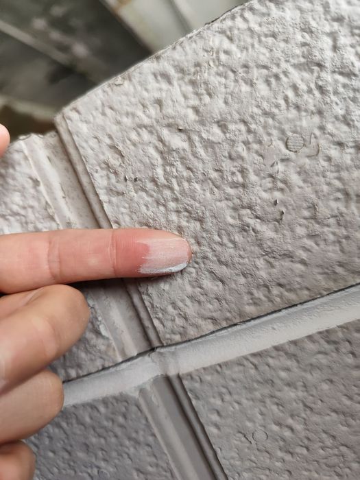 松原市別所 築25年 サイディング外壁 チョーキング確認