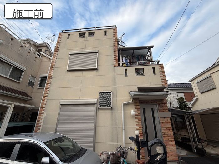 八尾市にて、ALC外壁をクリーム系に塗り替え＋屋根塗装(築25年)