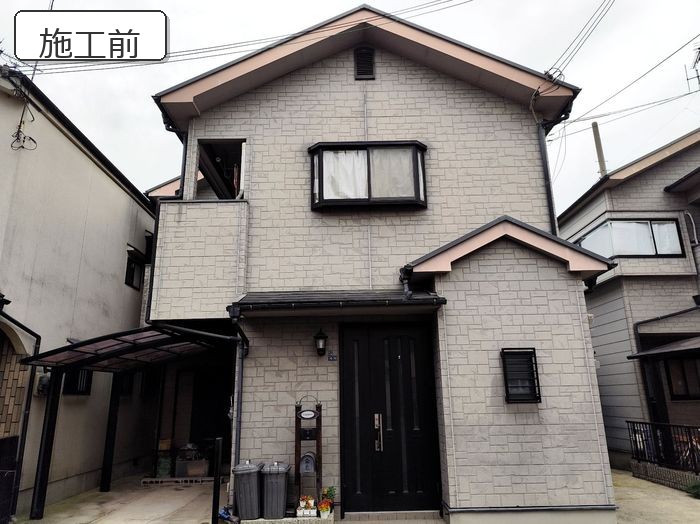 松原市 築25年 窯業系サイディング外壁 建物正面全景 施工前