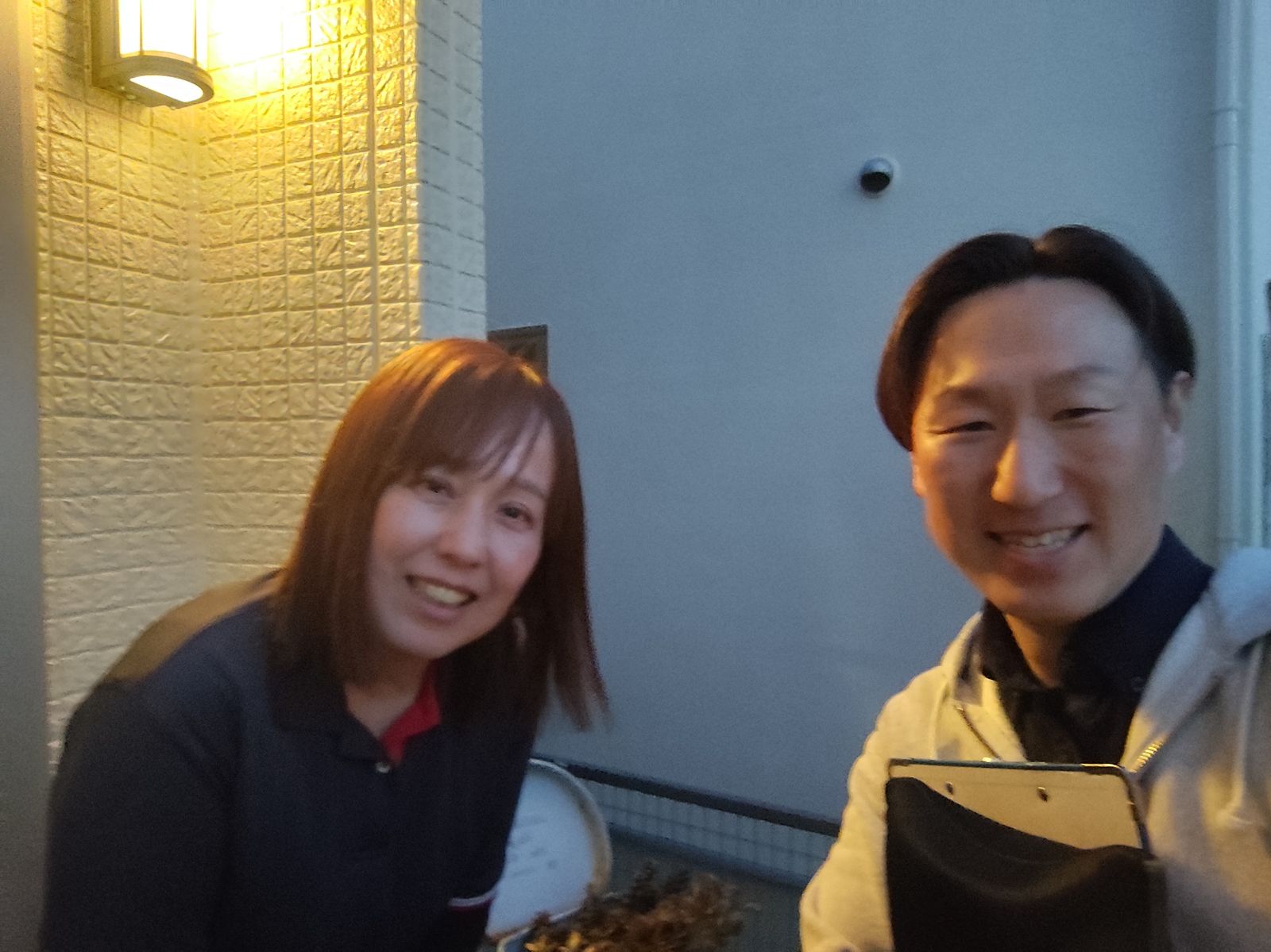 羽曳野市羽曳が丘 K様と松本のツーショット写真