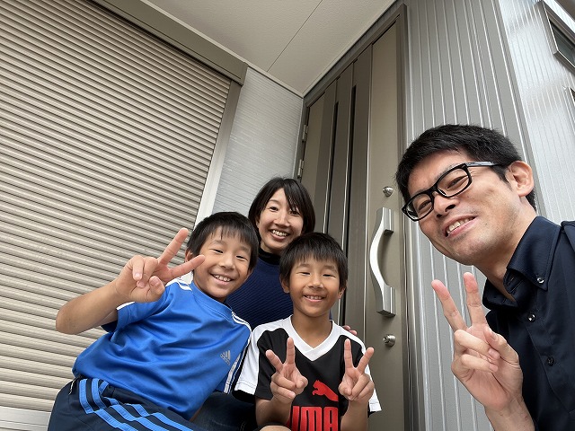 東大阪市加納 T様と松本のツーショット写真