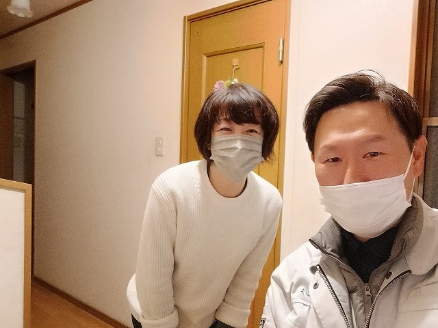 平野区元町 I様と松本のツーショット写真