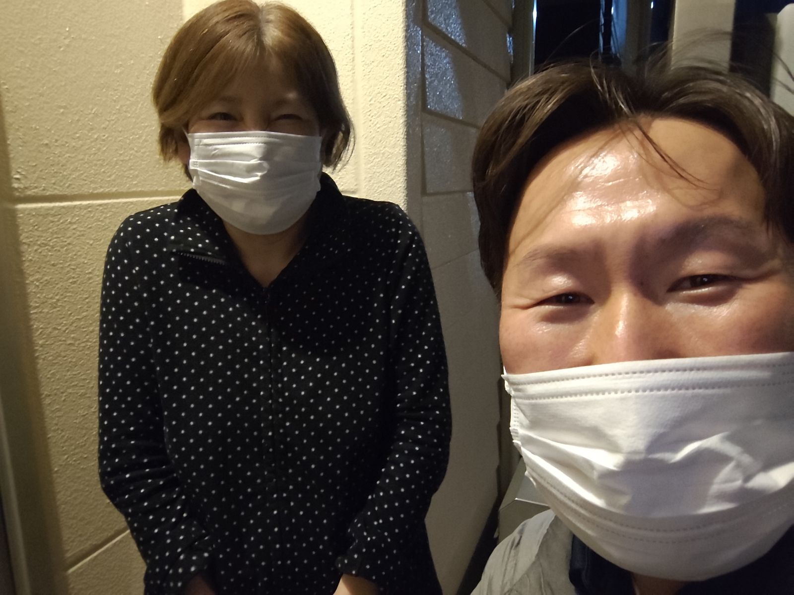 八尾市太子堂 N様と松本のツーショット写真