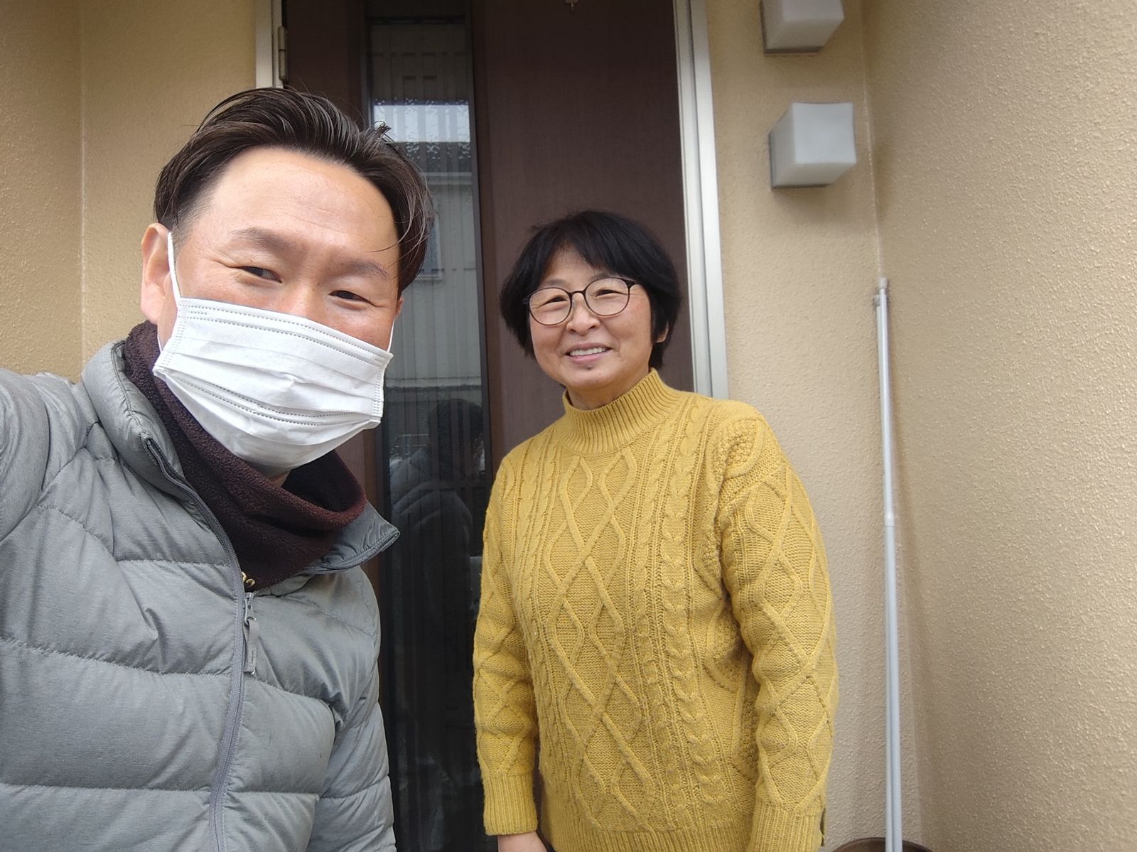 八尾市太子堂 O様と松本のツーショット写真