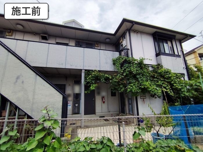 外壁塗装前の大阪市平野区喜連の2階建てアパート外観