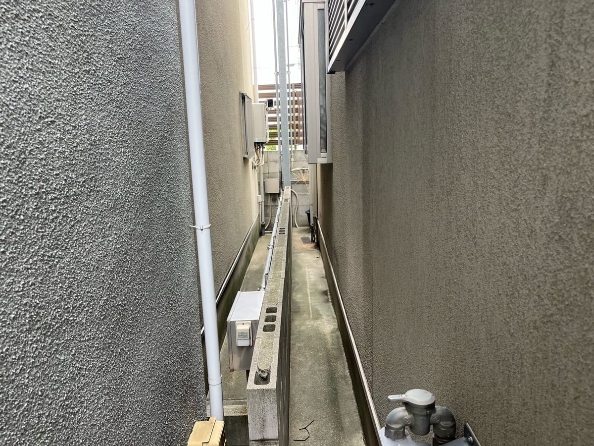 外壁 雨だれ